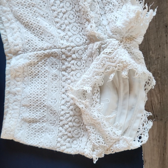 H&M white shorts - Picture 4 of 5